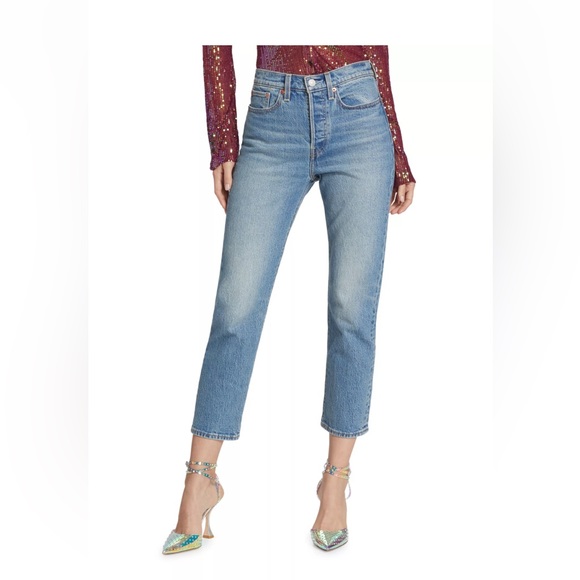 Perfect condition Levi’s - wedgie fit - Picture 3 of 7